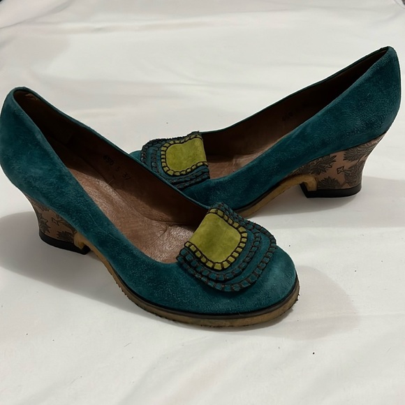 Audley London Turquoise Suede Tooled Leather Heels - Picture 1 of 9